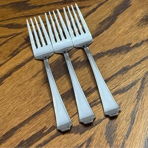 International Stainless CARLEIGH 3 Salad Forks Flatware 7 3/8”